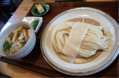 羽村 手打ちうどん さかもと 星付き店で磨いた腕活かした本物の味 西の風新聞